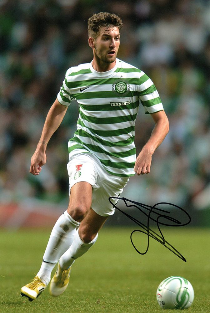 Charlie Mulgrew, Glasgow Celtic, signed 10x8 inch photo.