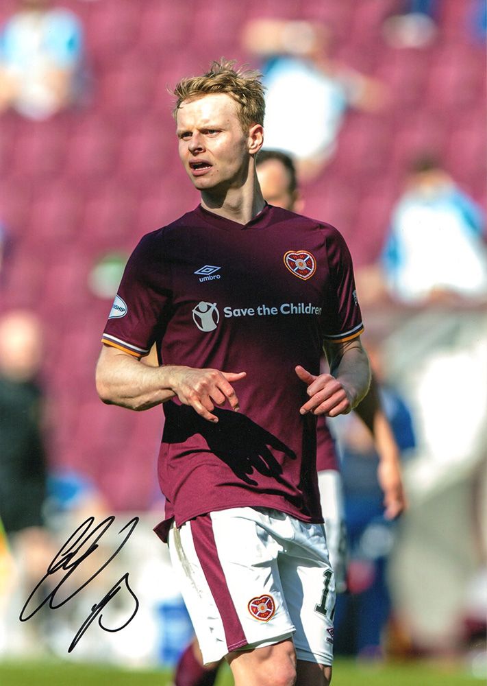 Gary Mackay-Steven, Heart of Midlothian, signed A4 size photo.