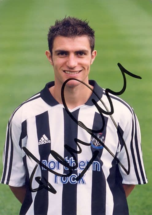 Aaron Hughes, Newcastle United & Northern Ireland, signed 7x5 inch photo.