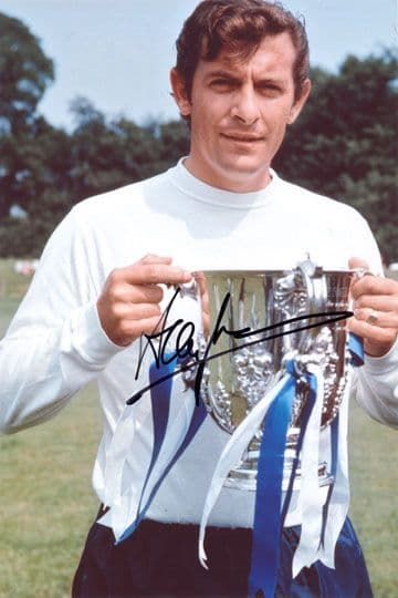 Alan Mullery, Tottenham Hotspur, signed 12x8 inch photo.
