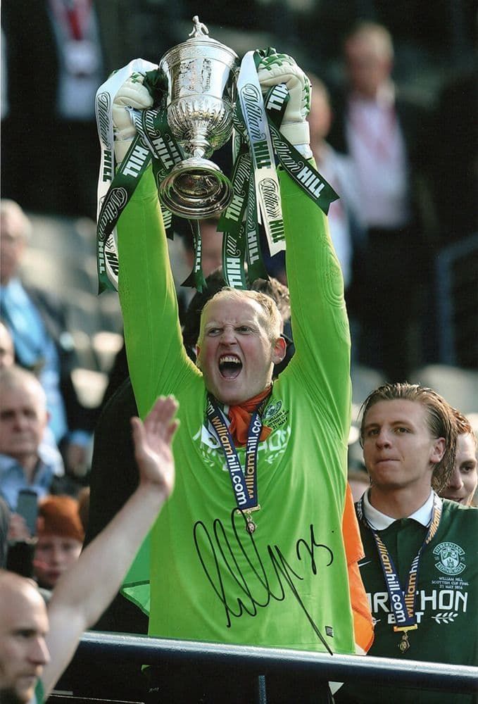 Conrad Logan, Hibernian, signed 12x8 inch photo.