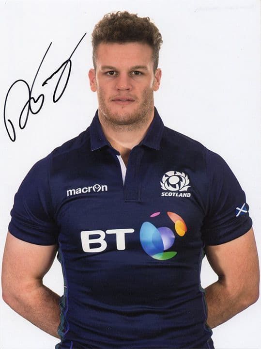 Duncan Taylor, Saracens & Scotland, signed 8x6 inch photo.