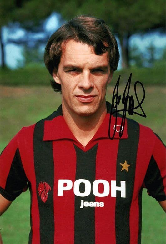 Joe Jordan, AC Milan & Scotland, signed 12x8 inch photo.