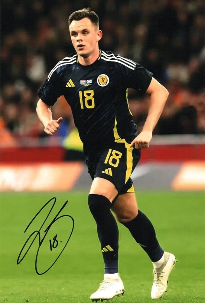 Lawrence Shankland, Hearts & Scotland, signed 12x8 inch photo.