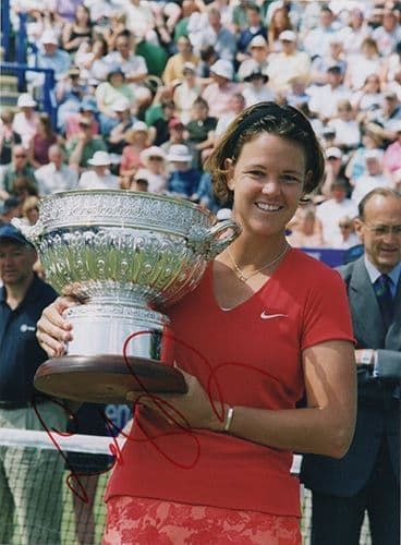 Lindsay Davenport, American tennis player, signed 7x5 inch photo.