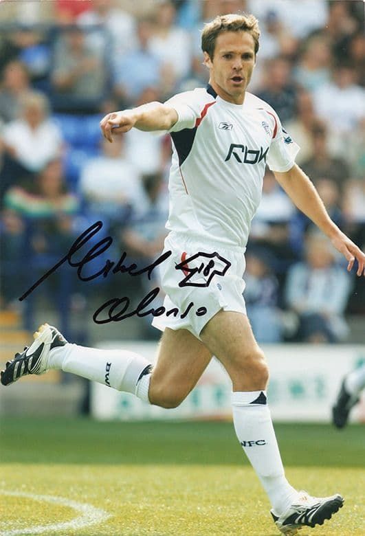 Mikel Alonso, Bolton Wanderers, signed 12x8 inch photo.