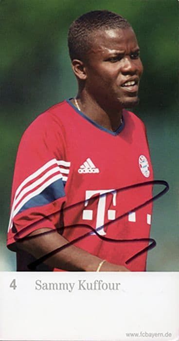 Sammy Kuffour, Bayern Munich & Ghana, signed 6.5x3.5 inch promo card.