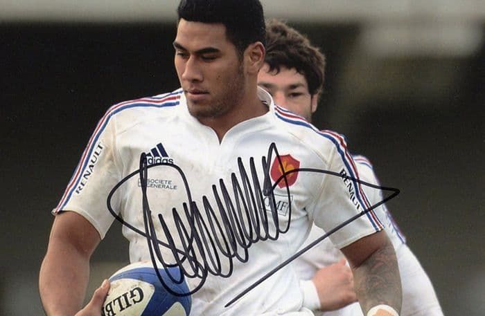 Sebastien Vahaamahina, France, Clermont Auvergne, signed 6x4 inch photo.