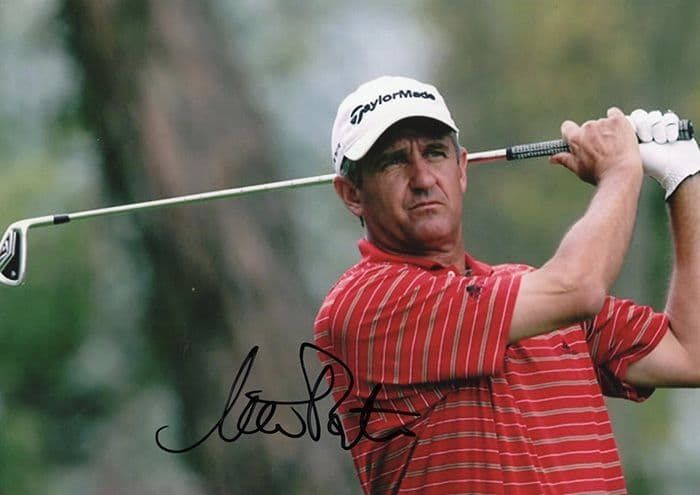 Steve Pate, American golfer, signed 7x5 inch colour photo.