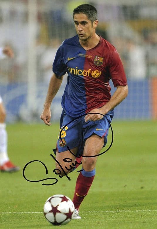 Sylvinho, Barcelona & Brazil, signed 12x8 inch photo.
