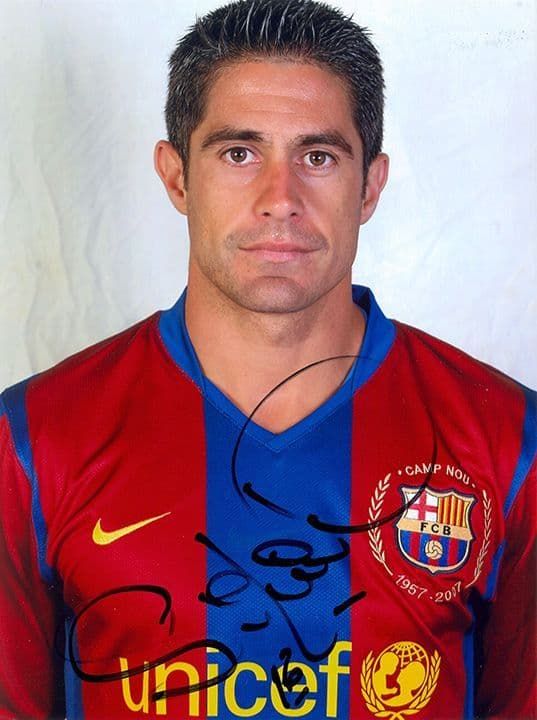 Sylvinho, Barcelona & Brazil, signed 8x6 inch photo.