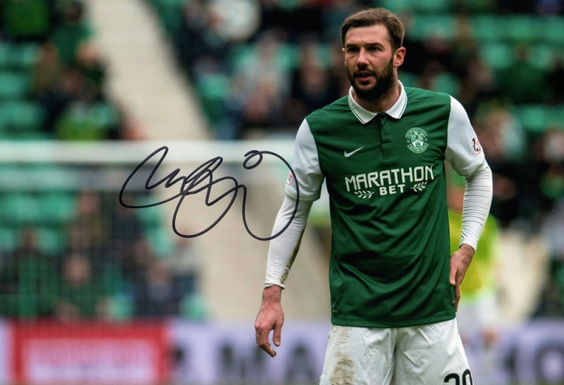 Kevin Thomson, Hibernian, signed 12x8 inch ph
