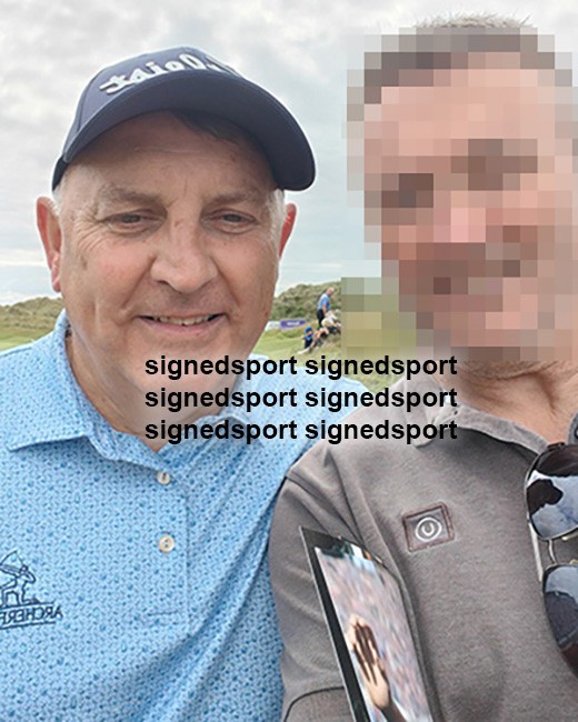 John Hewitt, Aberdeen legend, 1983 ECWC, sign