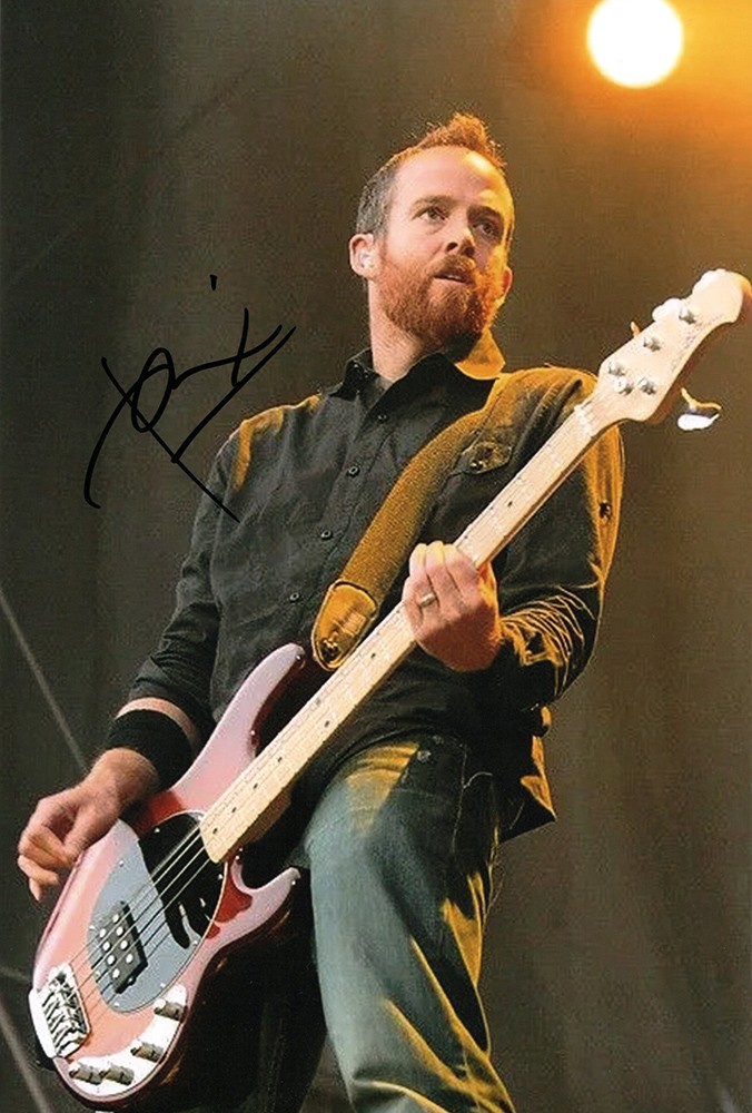 Simon Neil, Biffy Clyro, signed 12x8 inch photo..
