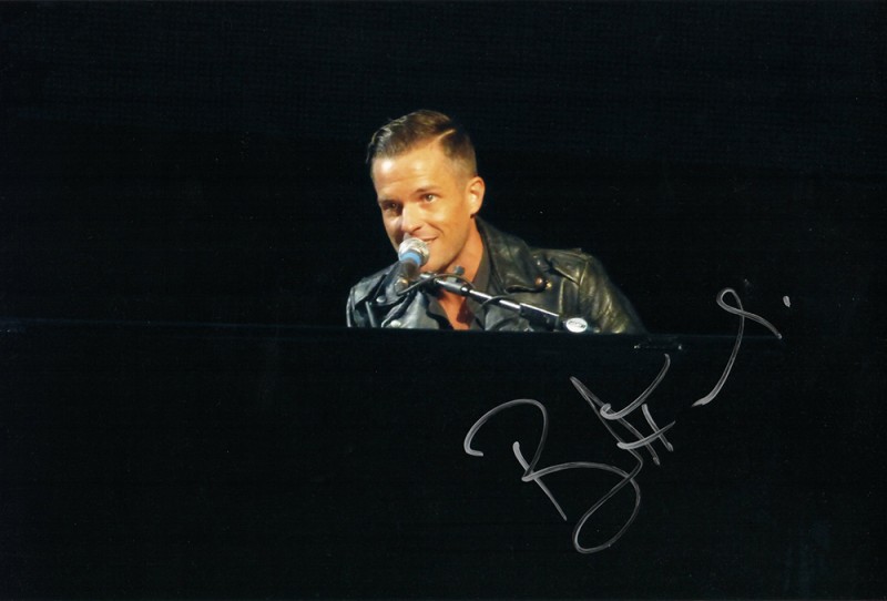 Ronnie Vannucci Jr, The Killers drummer, signed 10x8 inch photo.