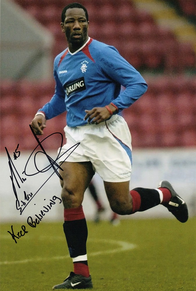 Willie Johnston, Rangers, signed 8x5 inch photo.