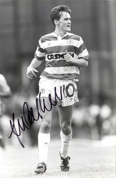 Andy Walker, Glasgow Celtic, signed 8.5x5.5 i