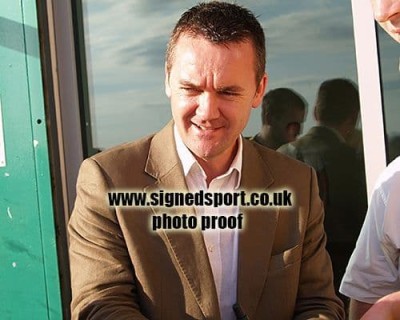 Andy Walker, Glasgow Celtic, signed 8.5x5.5 i