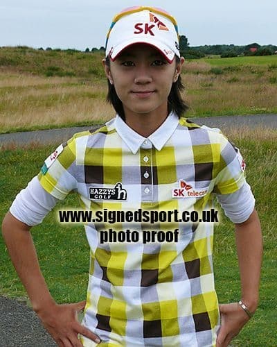 Na Yeon Choi, signed 12x8 inch photo.