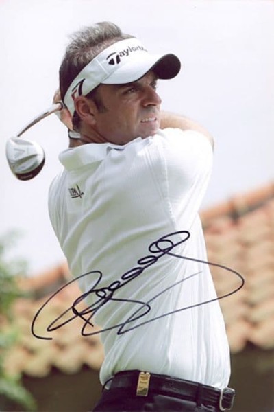 Paul McGinley, Irish golfer,  signed 12x8 inc