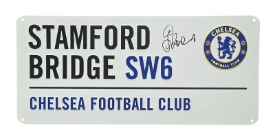 Gianfranco Zola signed Stamford Bridge metal street sign.