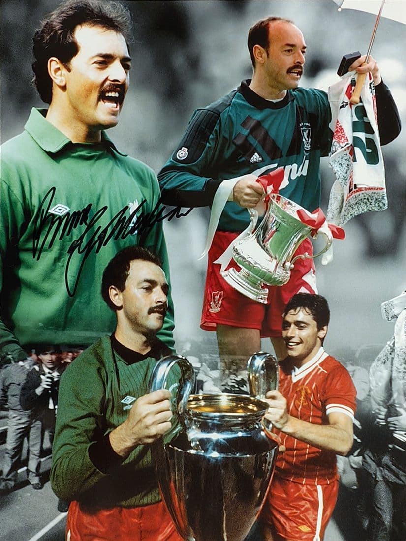 Bruce Grobbelaar, Liverpool & Zimbabwe, signed 16x12 inch photo.