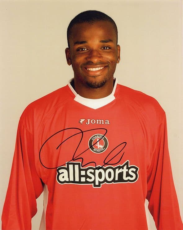 Darren Bent, Charlton Athletic, signed 10x8 inch photo.