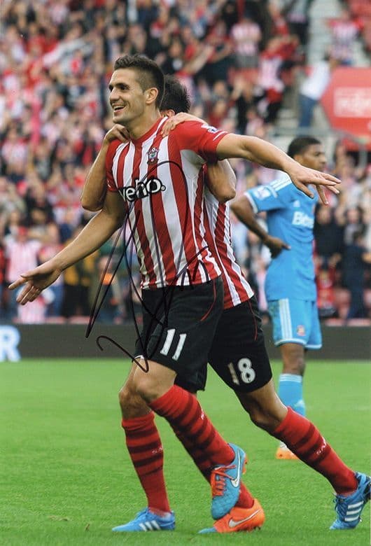 Dusan Tadic, Southampton & Serbia, signed 12x8 inch photo.