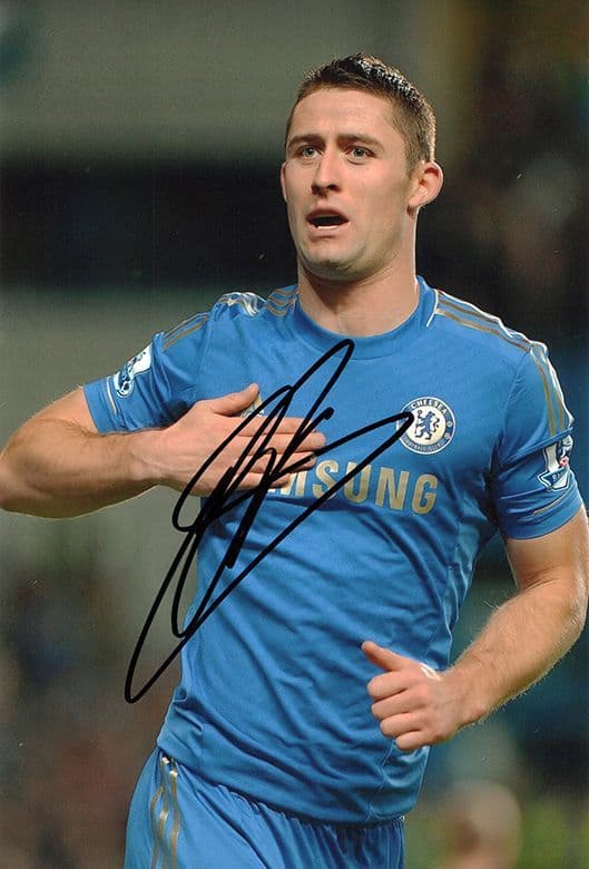 Gary Cahill, Chelsea & England, signed 12x8 inch photo.