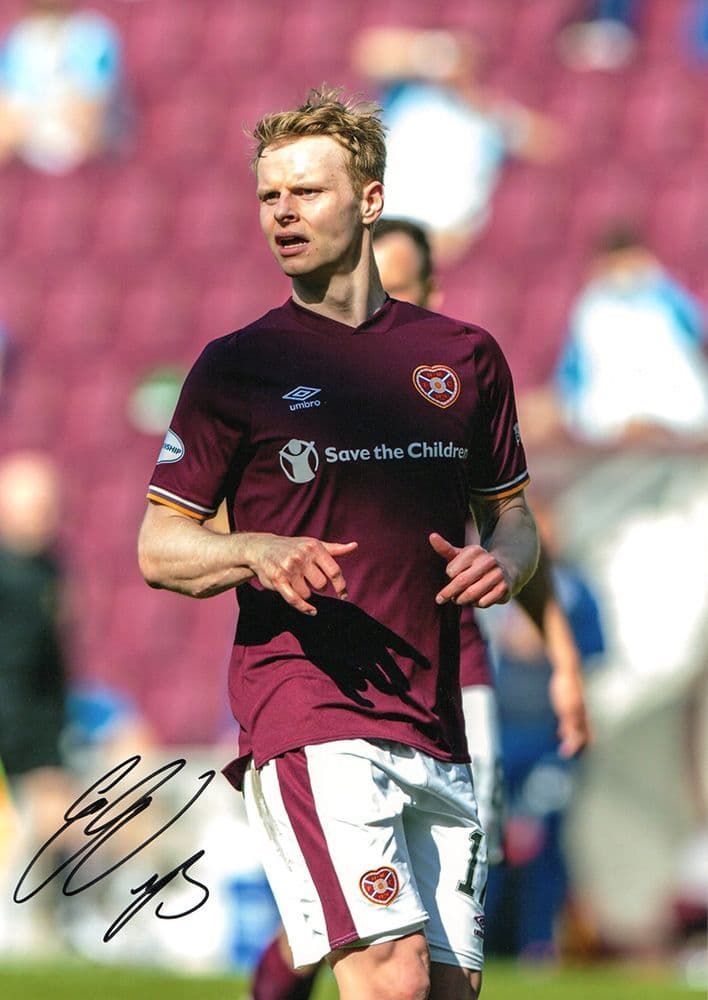 Gary Mackay-Steven, Heart of Midlothian, signed A4 size photo.
