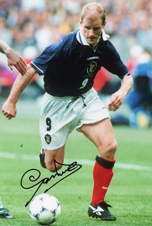 Gordon Durie, Scotland, signed 12x8 inch photo.
