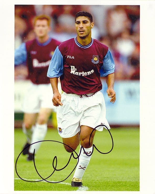 Hayden Mullins, West Ham Utd, signed 10x8 inch photo.