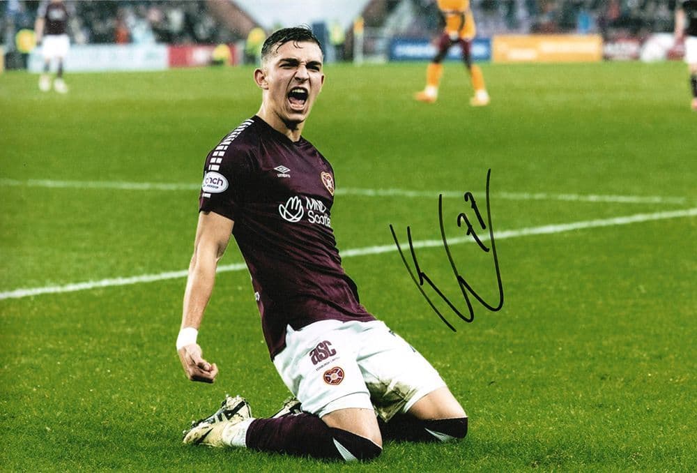 Kenneth Vargas, Hearts, signed 12x8 inch photo.