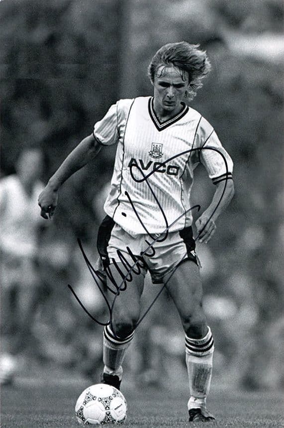 Kevin Keen, West Ham Utd, signed 9x6 inch photo.