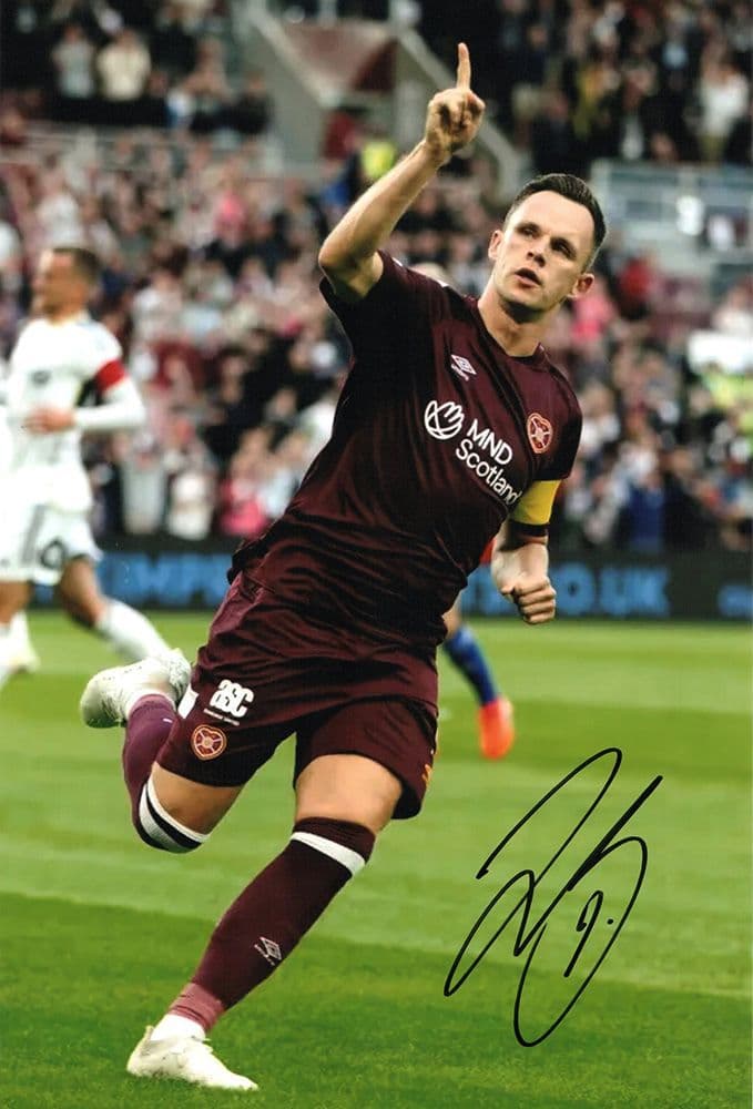 Lawrence Shankland, Hearts, signed 12x8 inch photo.
