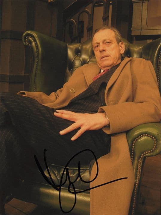 Leslie Grantham, stage and television actor, signed 8x6 inch photo.