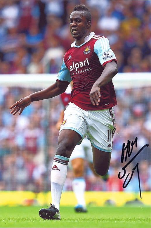 Modibo Maiga, West Ham Utd & Mali, signed 12x8 inch photo.