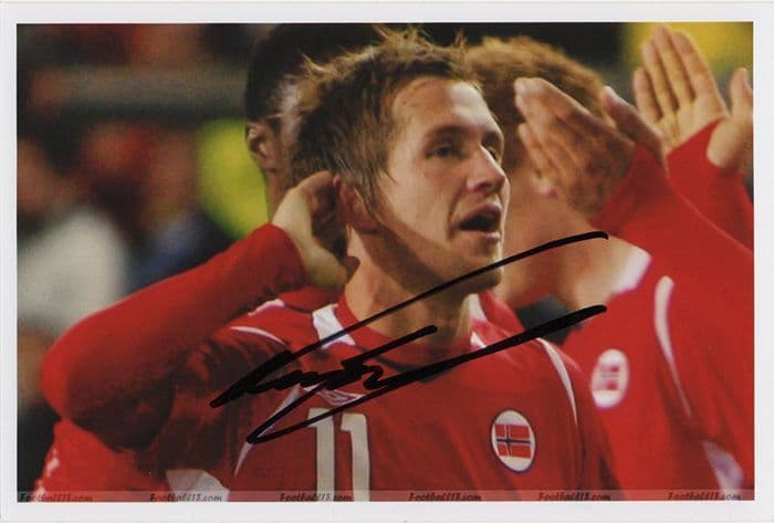 Morten Gamst Pedersen, Blackburn Rovers, Norway, signed 6x4 inch photo.