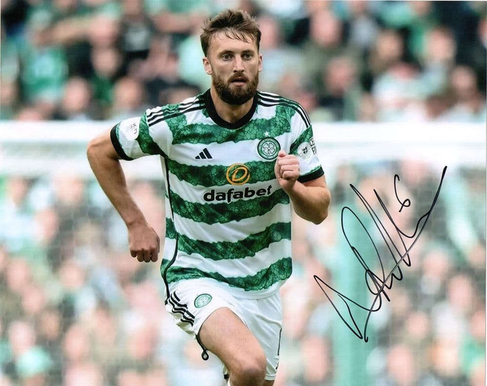 Nat Phillips, Glasgow Celtic, signed 10x8 inch photo.