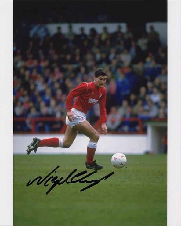 Nigel Clough, Nottingham Forest, signed 10x8 inch photo.