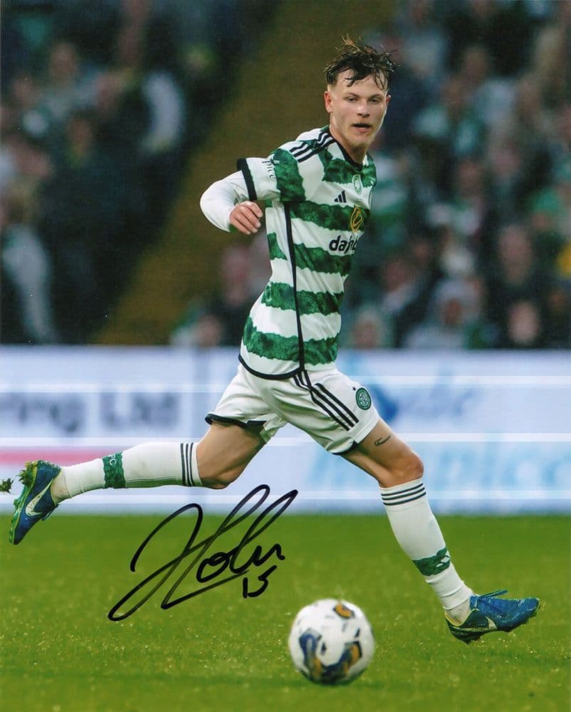 Odin Thiago Holm, Glasgow Celtic, signed 10x8 inch photo.