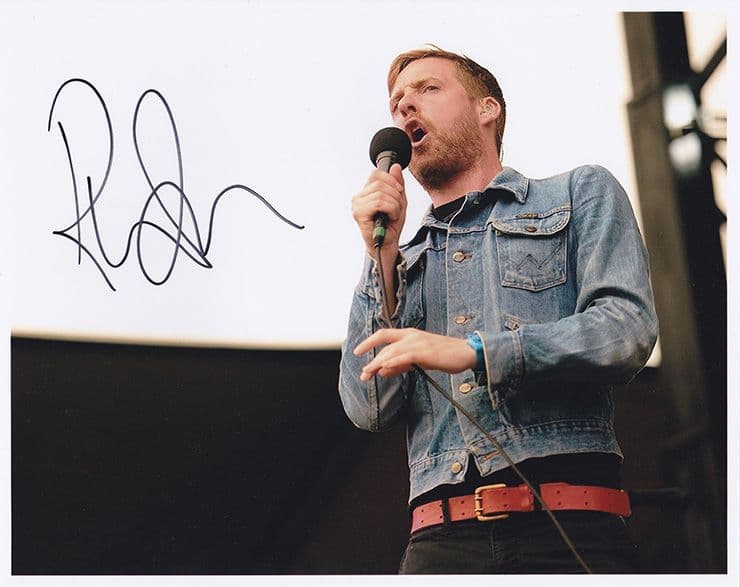 Ricky Wilson, Kaiser Chiefs, signed 10x8 inch photo.