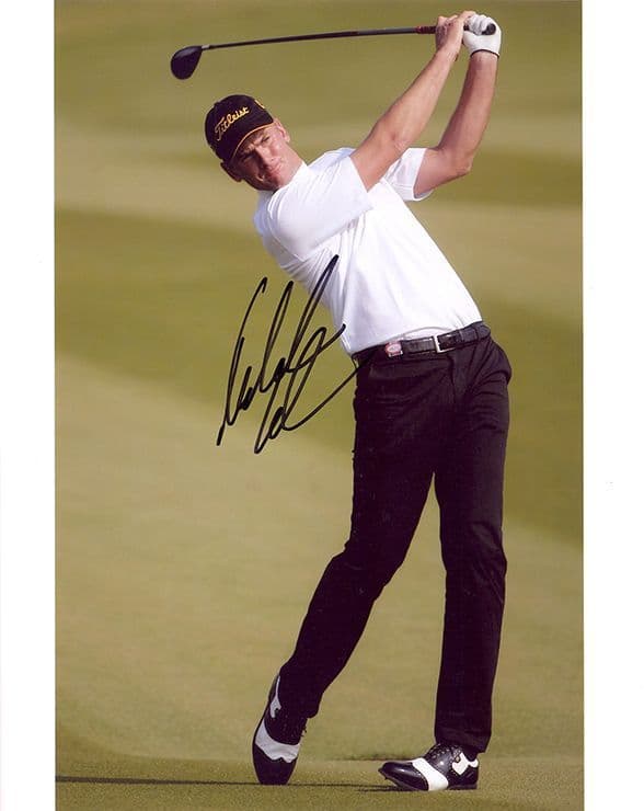 Robert Karlsson, Swedish golfer, signed 10x8 inch photo.