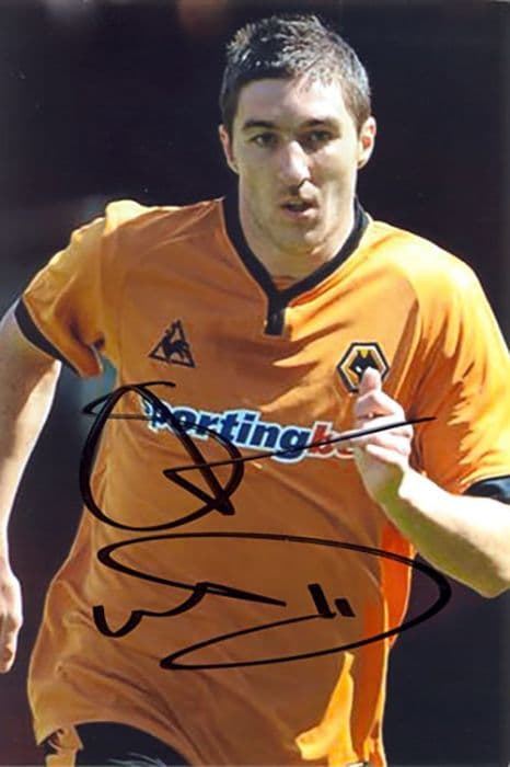 Stephen Ward, Wolves & Republic of Ireland, signed 6x4 inch photo.